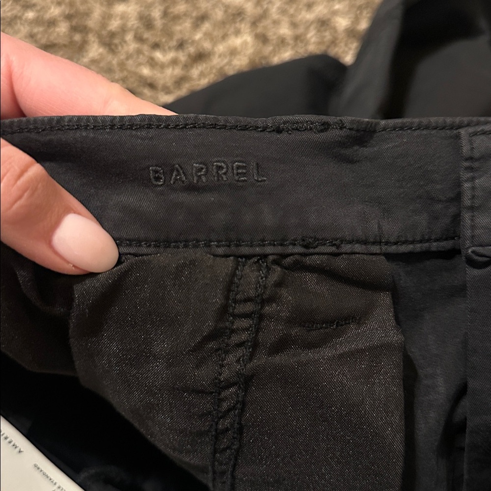 NWT American Eagle Barrel Pants Black Mid-Rise Size 6 Short - Picture 5 of 10